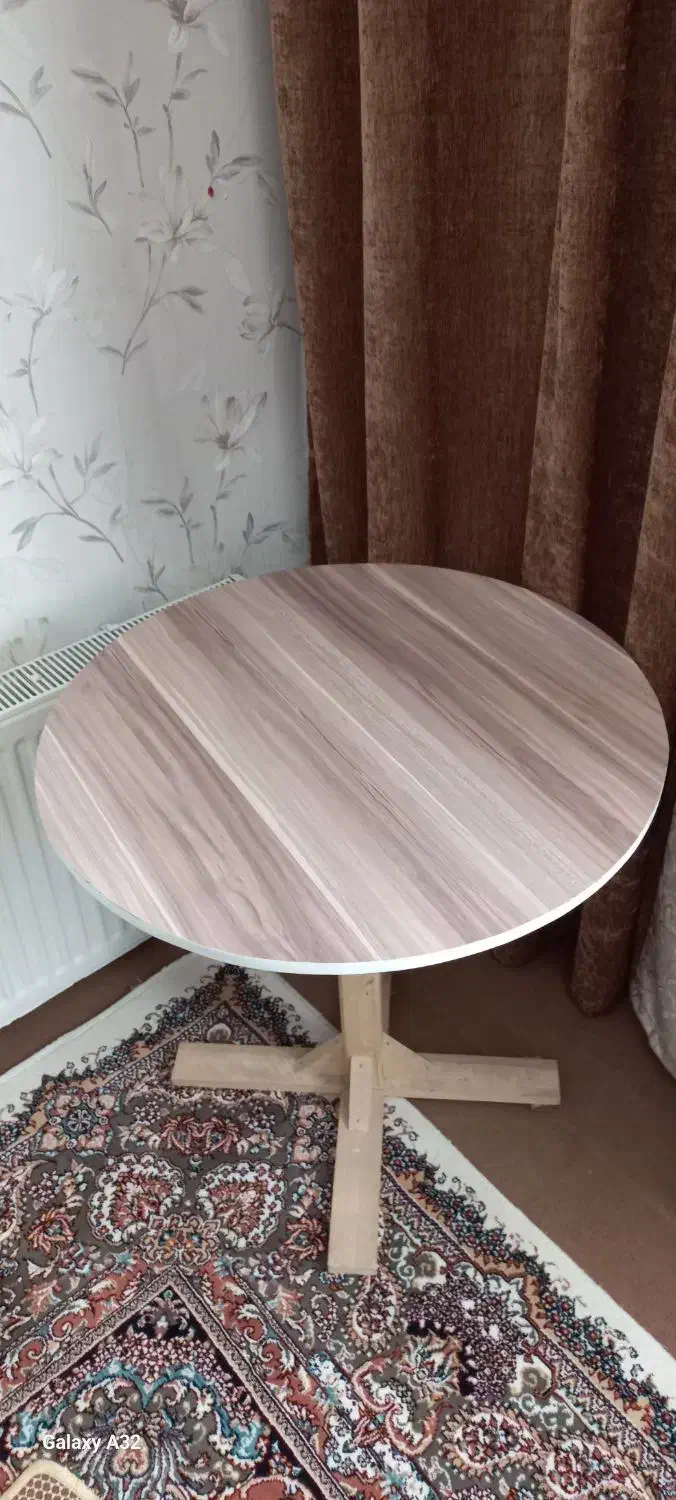 میزخاطره|میز تلفن|گلبهار, شهر جدید گلبهار|دیوار