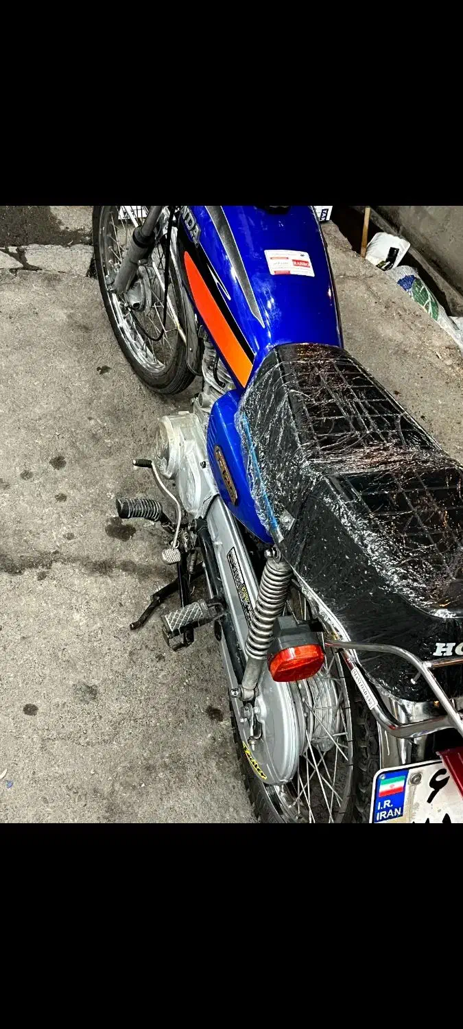 موتور سیکلت ۸۲ پلاک ملی|موتورسیکلت|شیراز, سعدیه شمالی|دیوار