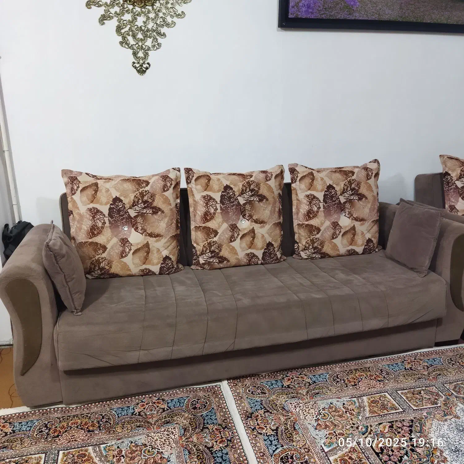 مبل ۸نفره تختخواب شو|مبلمان خانگی و میز عسلی|بوکان, |دیوار