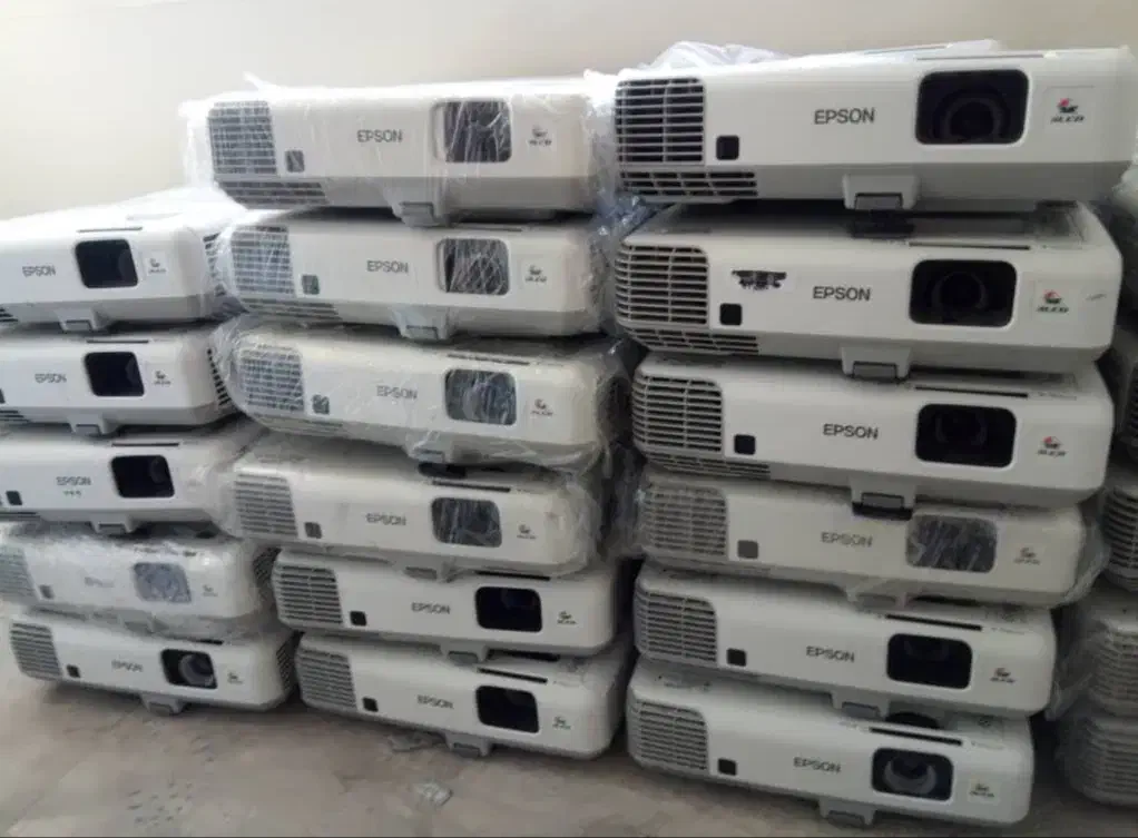 ویدیو پروژکتورهای اندروید با تخفیف 20درصدی تااسفند|تلویزیون و پروژکتور|کرج, اصفهانی‌ها|دیوار