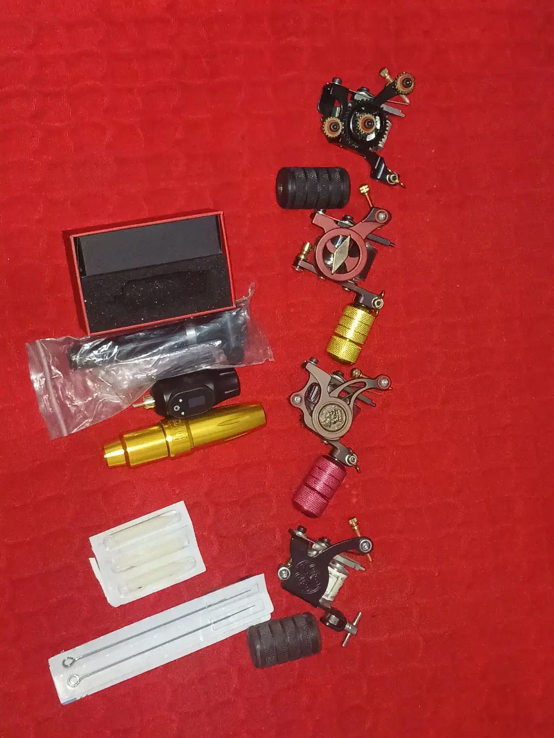 چندین دستگاه تتو نوع نوع|آرایشی، بهداشتی، درمانی|یزد, |دیوار