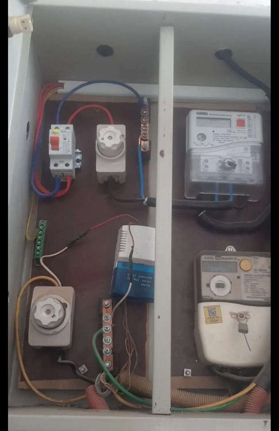 برقکار ساختمان|خدمات پیشه و مهارت|شوش, |دیوار