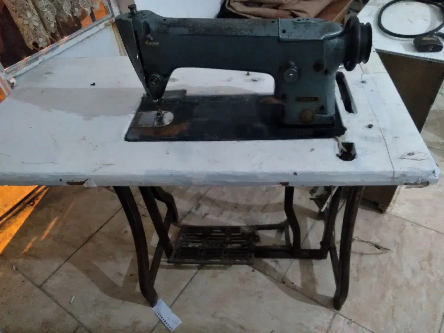 نچرخ خیاطی صنعتی سنگین دونخ بدون ایراد|چرخ خیاطی و ریسندگی|مشگین شهر, |دیوار