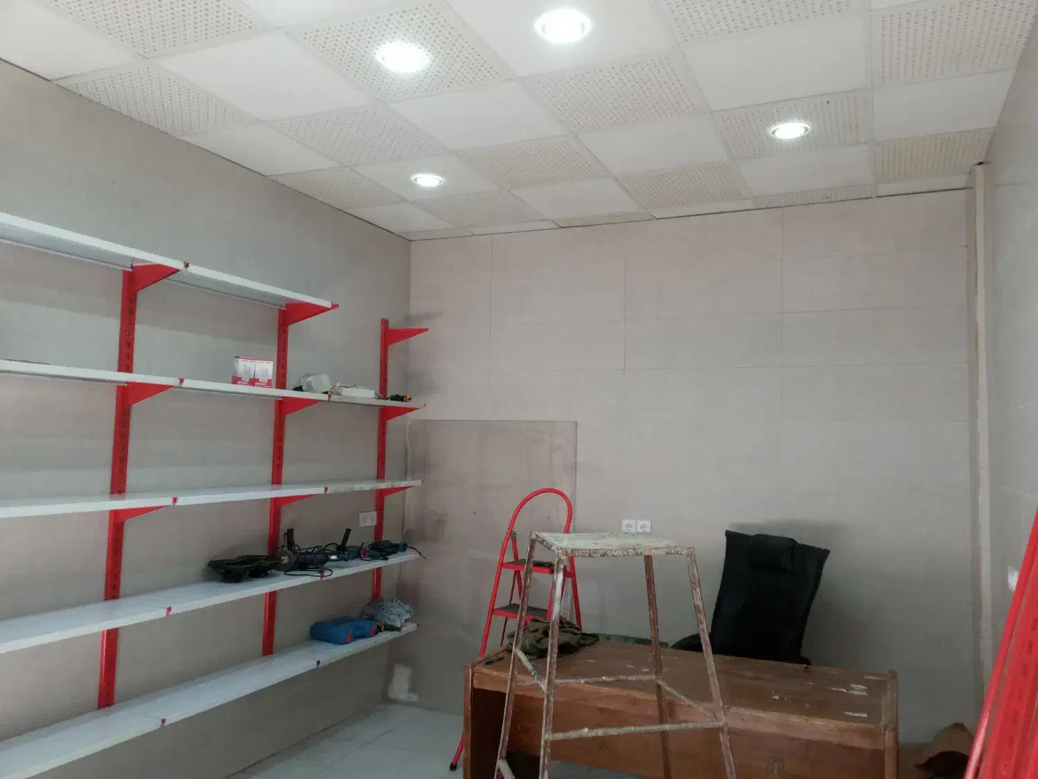 مغازه تجاری چهارراه اندیمشک به دزفول|اجارهٔ مغازه و غرفه|اندیمشک, |دیوار