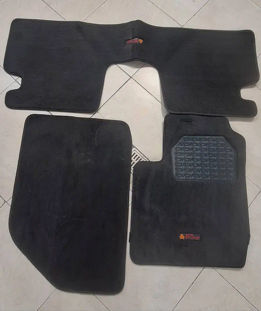 کفپوش موکتی فابریک ریو|قطعات یدکی و لوازم جانبی|شاهین‌شهر, سعدی جنوبی|دیوار