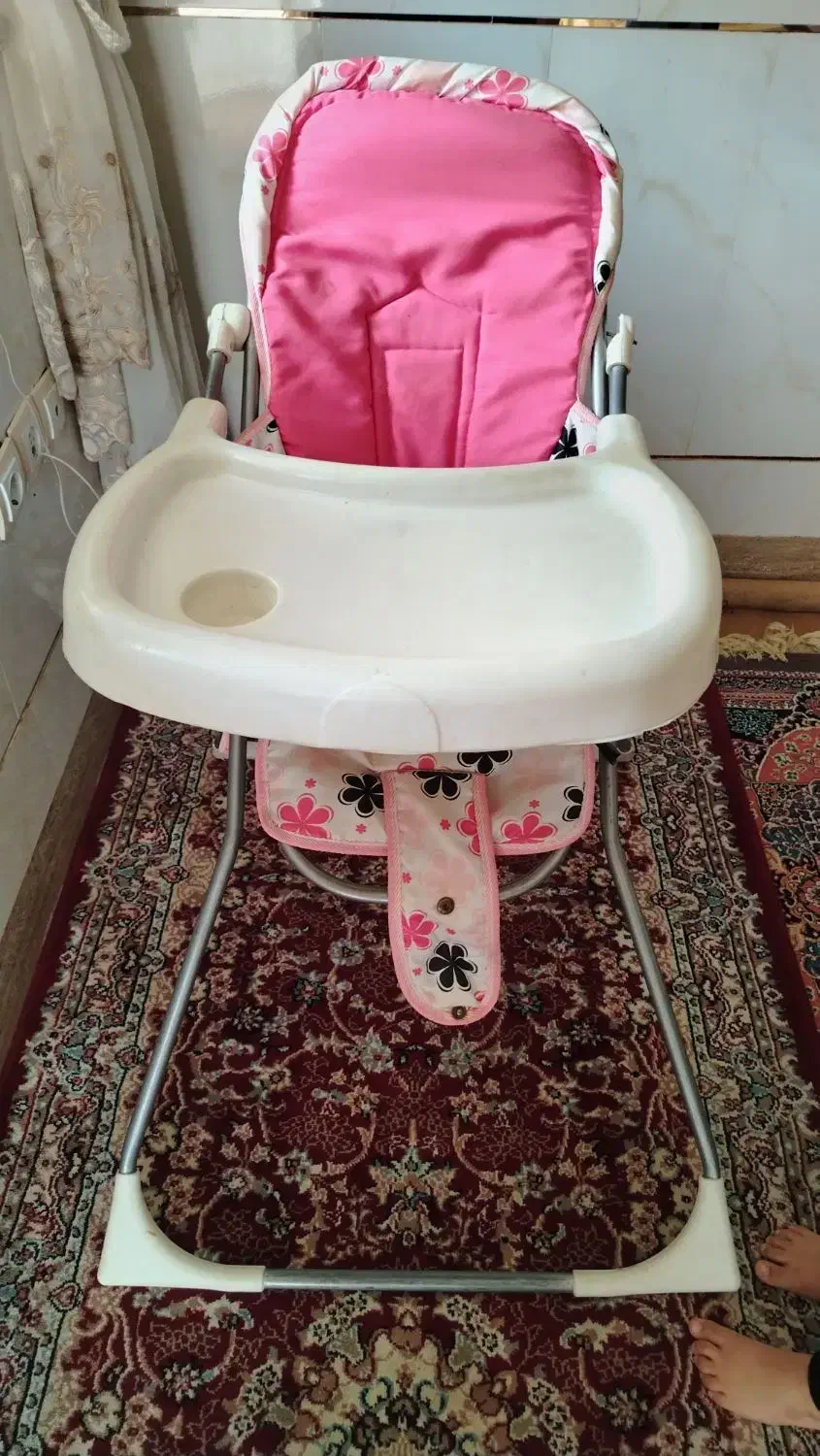 صندلی غذای کودک|تخت و صندلی بچه|نجف‌آباد, امام خمینی|دیوار