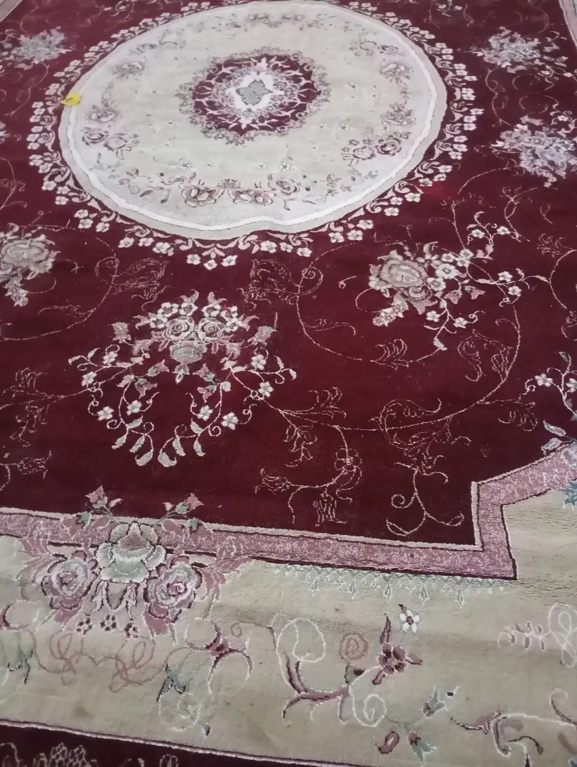 سلامم. و عرض ادب جفت ۱۲متری داارم و جفت گلیم فرش|فرش|میبد, |دیوار