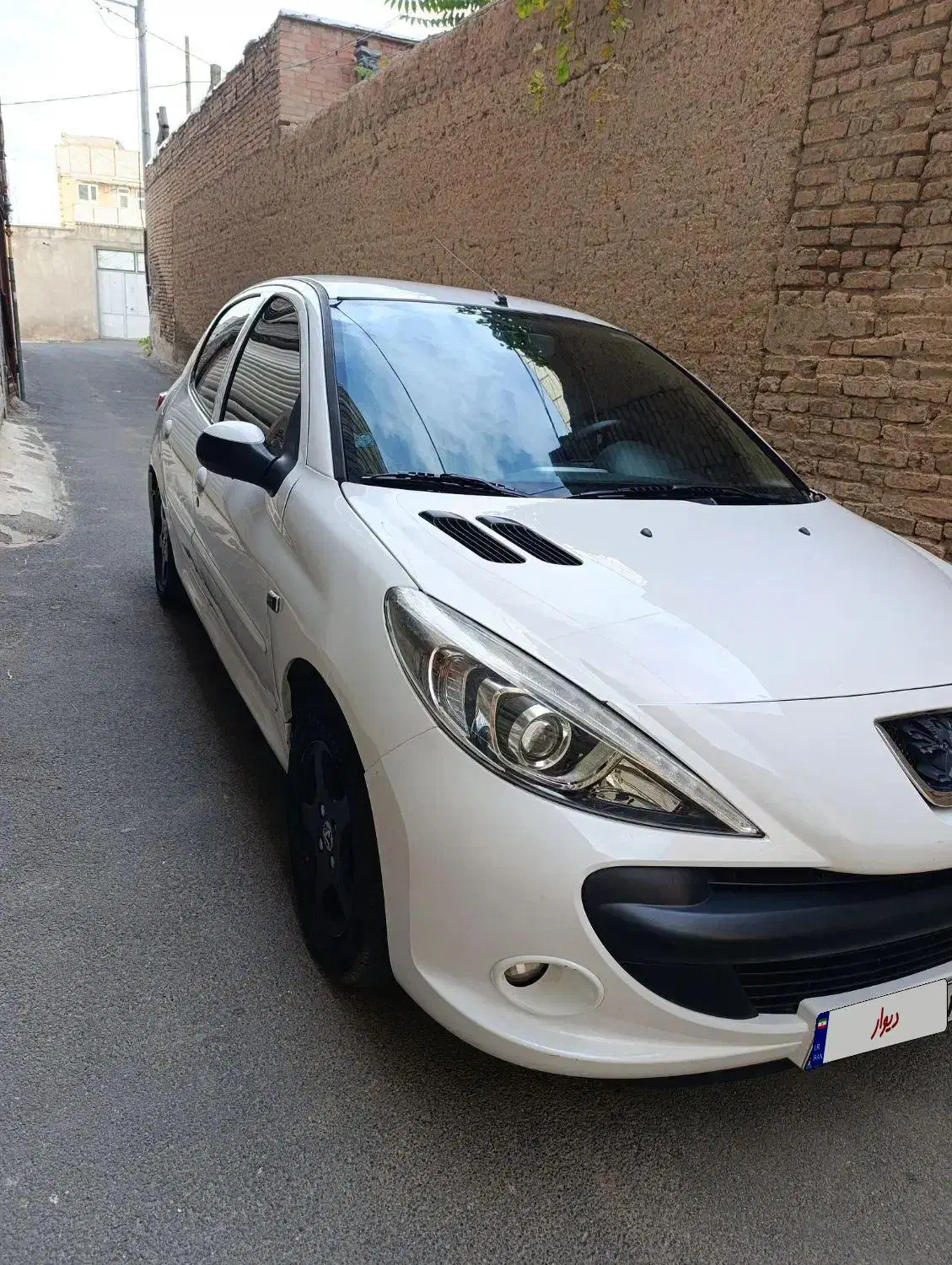 207 دنده ای مدل 90|خودرو سواری و وانت|اهر, |دیوار