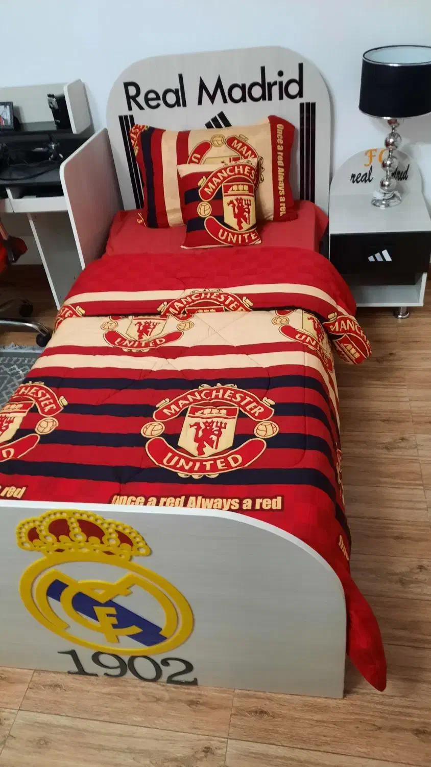 تخت خاب تک نفره جنس mdf سفید راه راه|تخت و صندلی بچه|ساوه, |دیوار