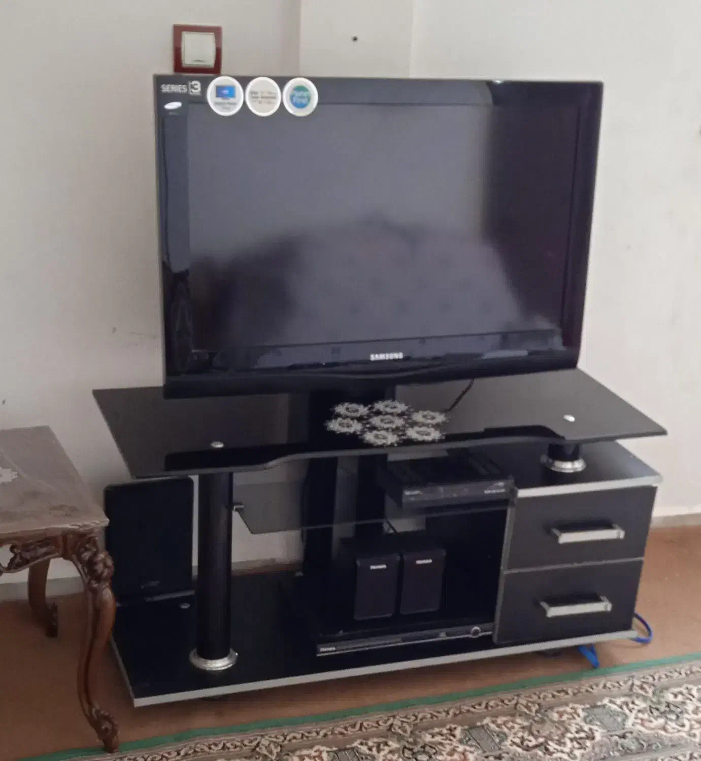 تلویزیون ال سی دی ۳۲اینچ سامسونگ|تلویزیون و پروژکتور|اردبیل, |دیوار