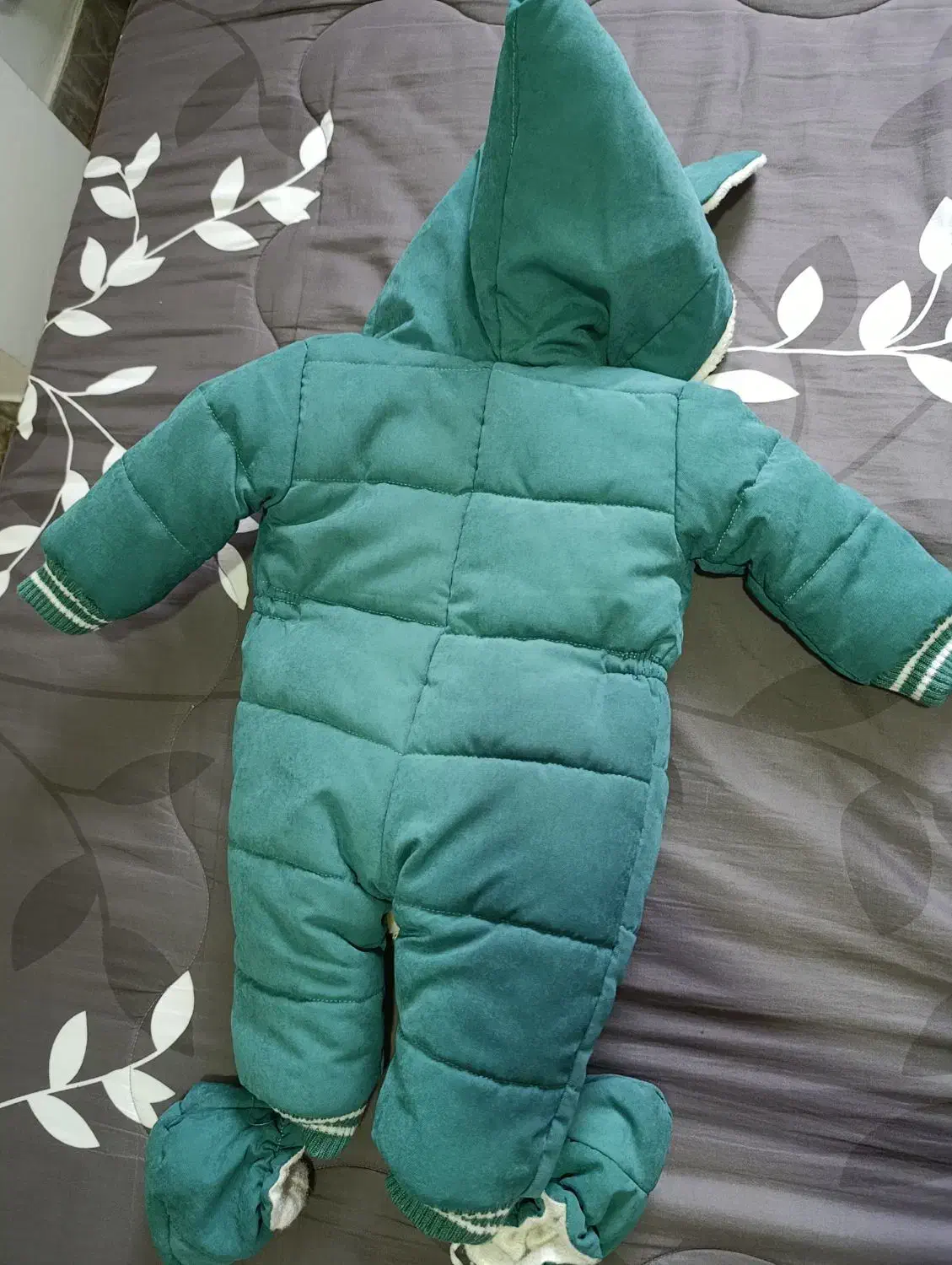 کاپشن سرهمی نو|کفش و لباس بچه|رشت, معلم|دیوار