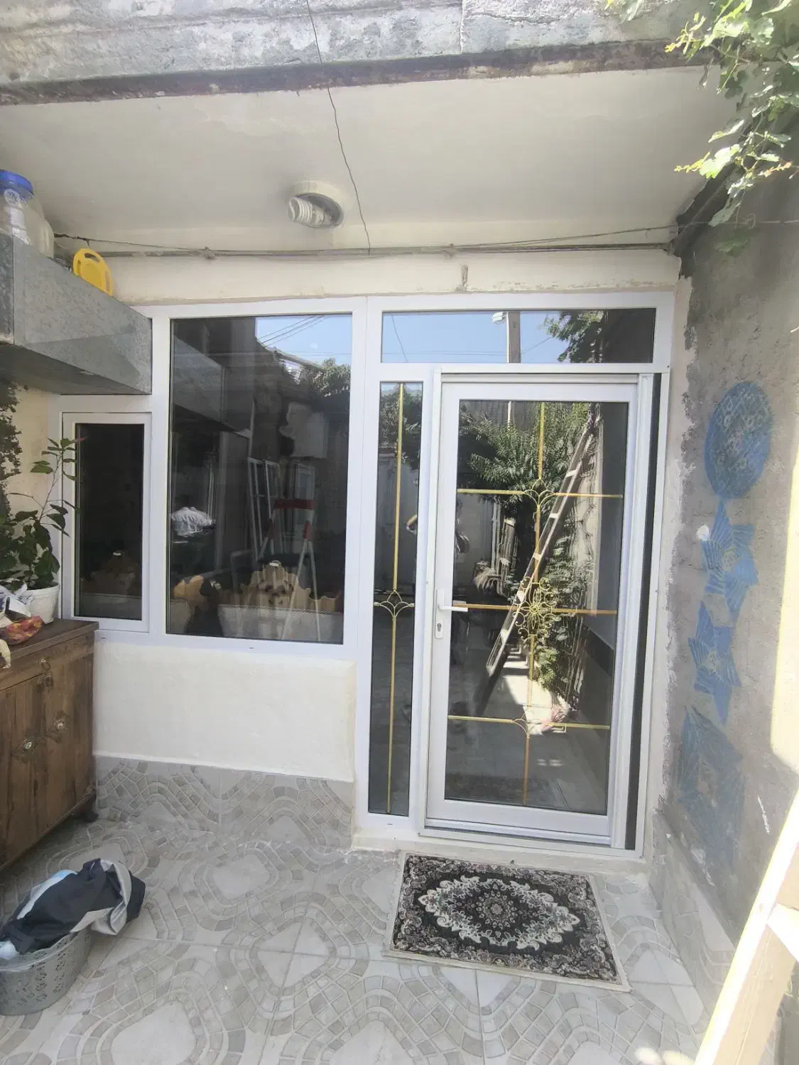 ساخت و تعمیر درب و پنجرهupvcمتری۳۲۰)و آلومینیوم۸۵۰|خدمات پیشه و مهارت|مهاباد (آذربایجان غربی), |دیوار