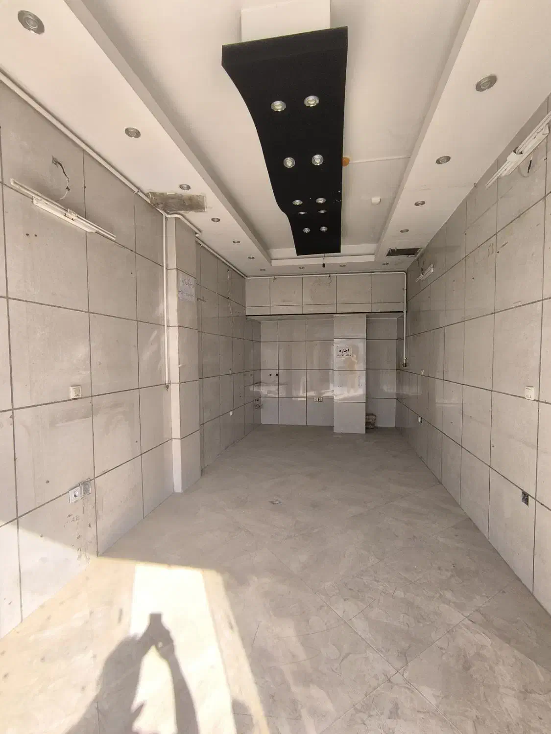 اجتره مغازه /۲۵متر/امکانات فول|اجارهٔ مغازه و غرفه|اصفهان, بهارستان (مخابرات)|دیوار