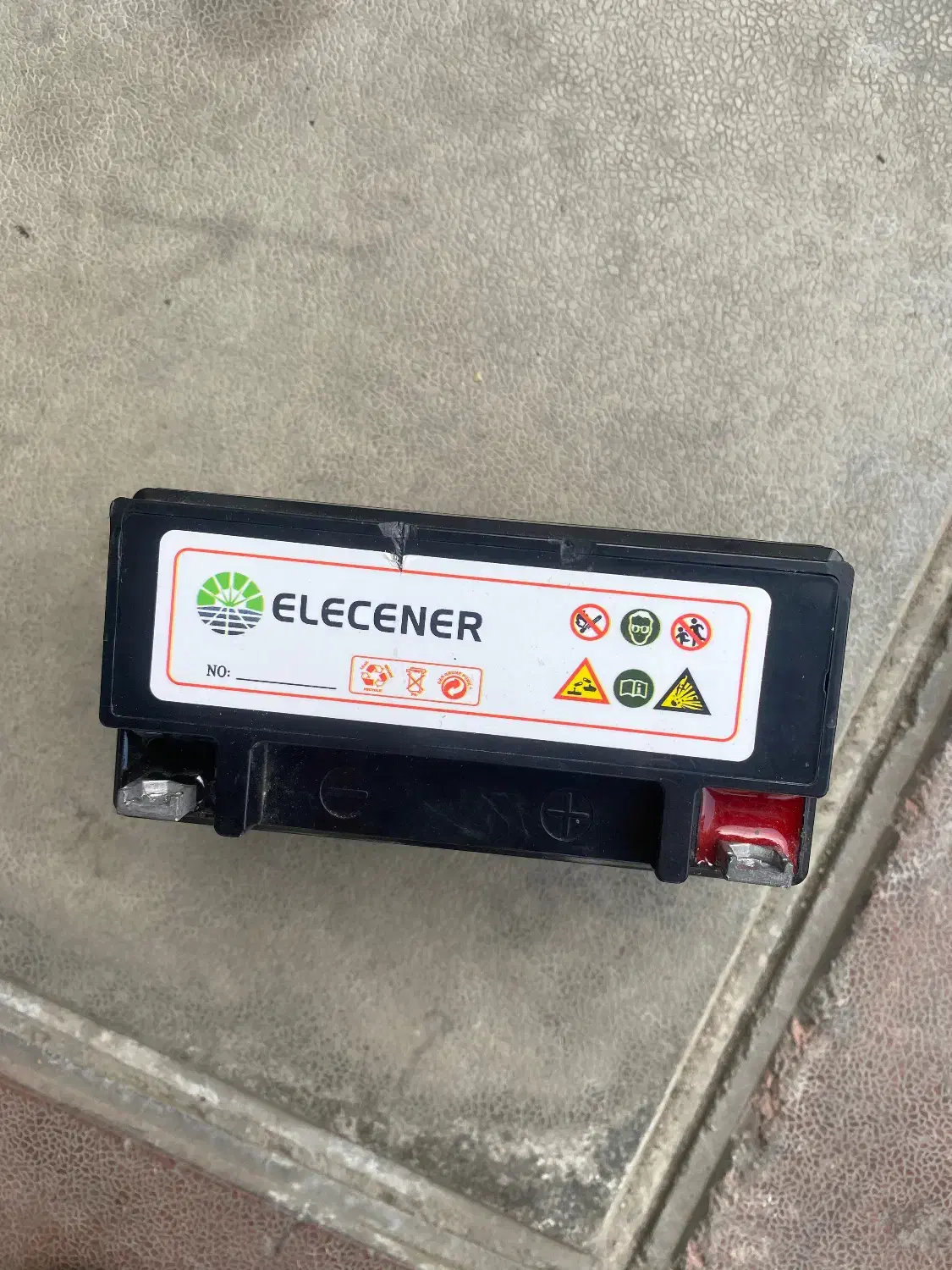 باطری موتور 12ولت ۶/۵ آمپر|قطعات یدکی و لوازم جانبی|هشتگرد, شهرک صنعتی هشتگرد|دیوار