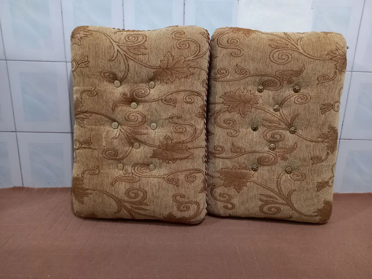 متکاپشتی دست بافت|پشتی|اصفهان, فجر|دیوار