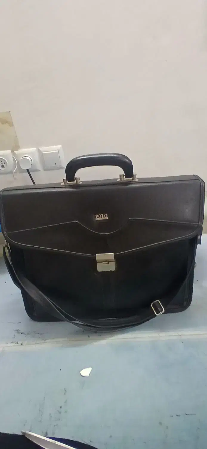 کیف اداری|کیف، کفش، کمربند|اراک, |دیوار