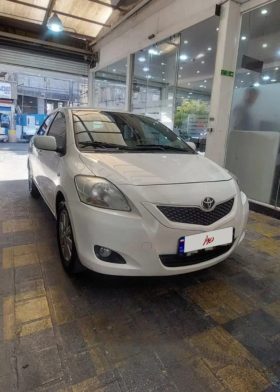 تویوتا یاریس ۲۰۱۰ ، نقد و اقساط|خودرو سواری و وانت|تهران, استاد معین|دیوار