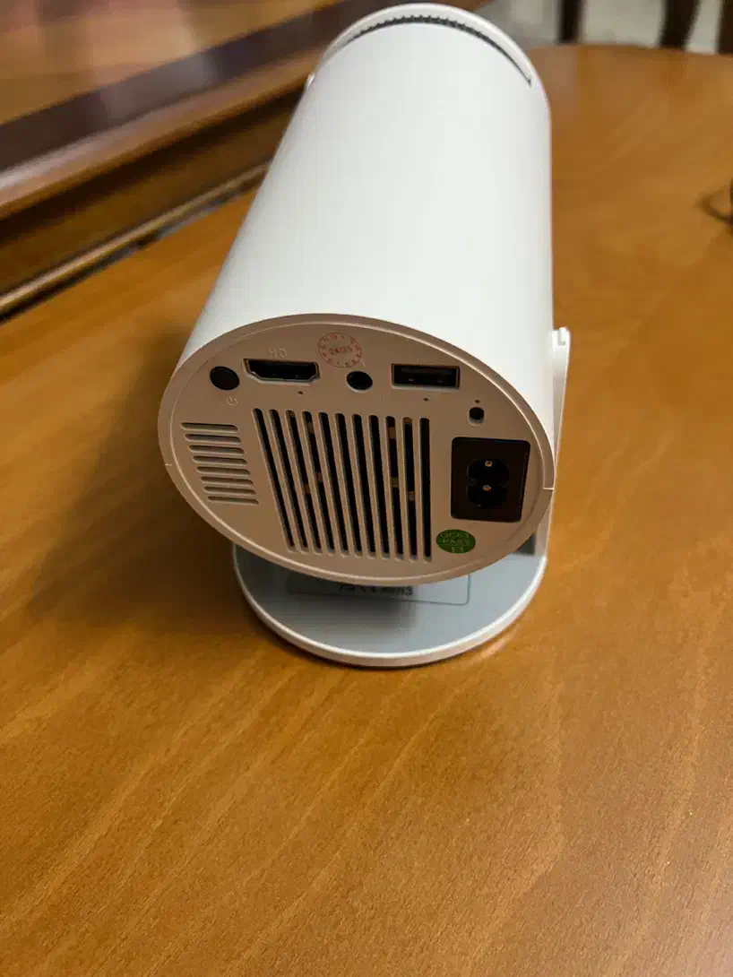 ویدئو پروژکتور مدل HY-300 Android|تلویزیون و پروژکتور|تهران, حکیمیه|دیوار