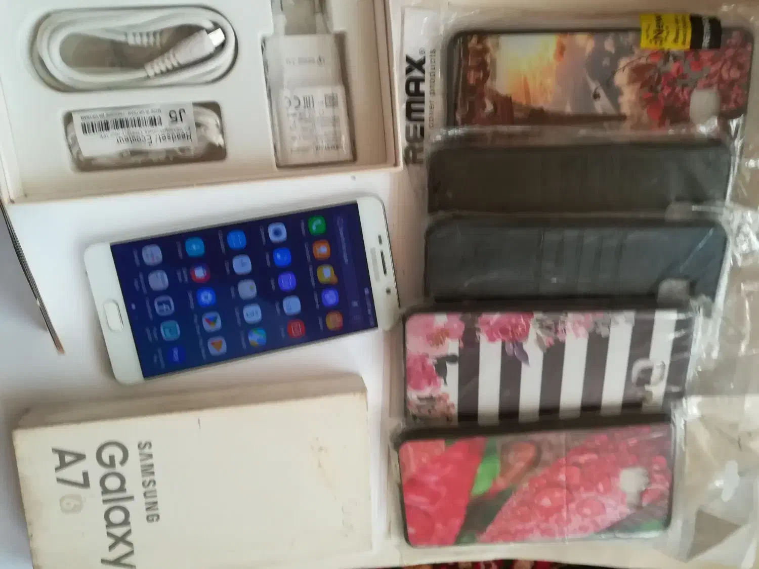 گوشی سام A7 2016دوسیم رم3 داخل16درحد صفر 4.5G+سالم|موبایل|تبریز, |دیوار