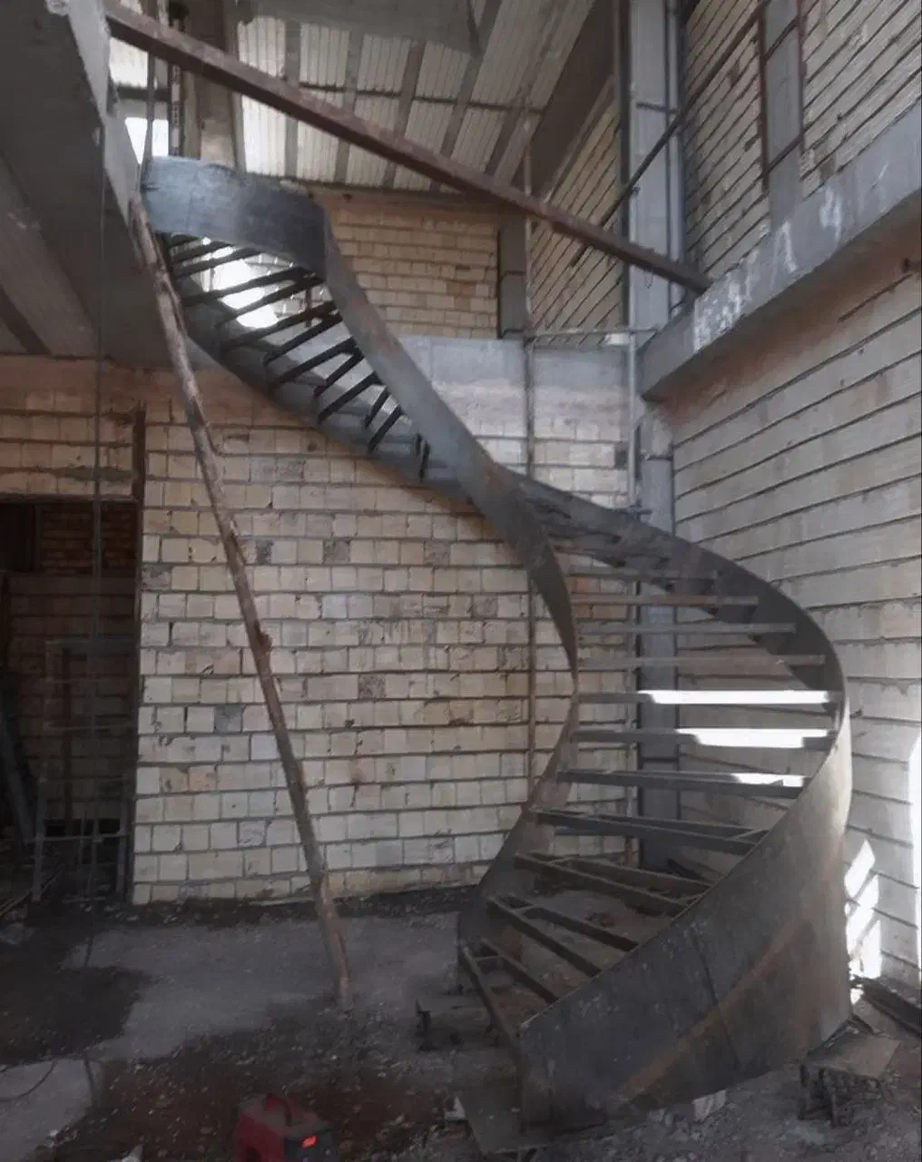 جوشکاری|خدمات پیشه و مهارت|بهار, |دیوار