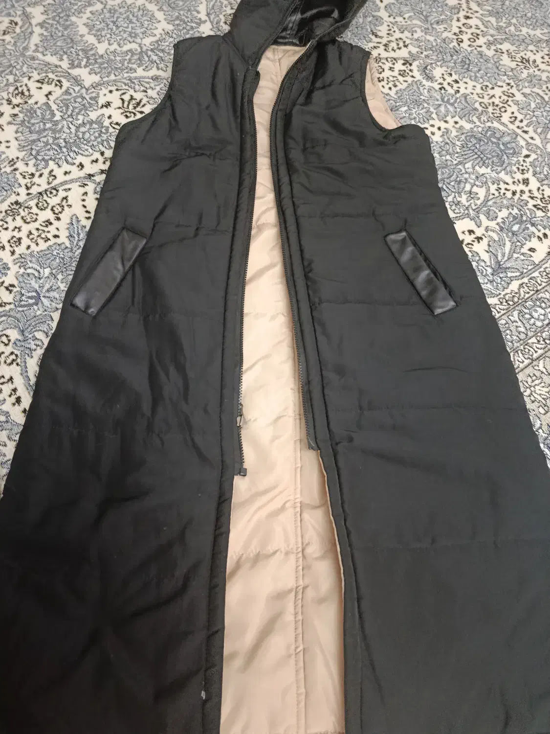 پافر بلند کلاه دار مشکی وکرم دو رویه سایز یک|لباس|رباط‌کریم, الارد|دیوار