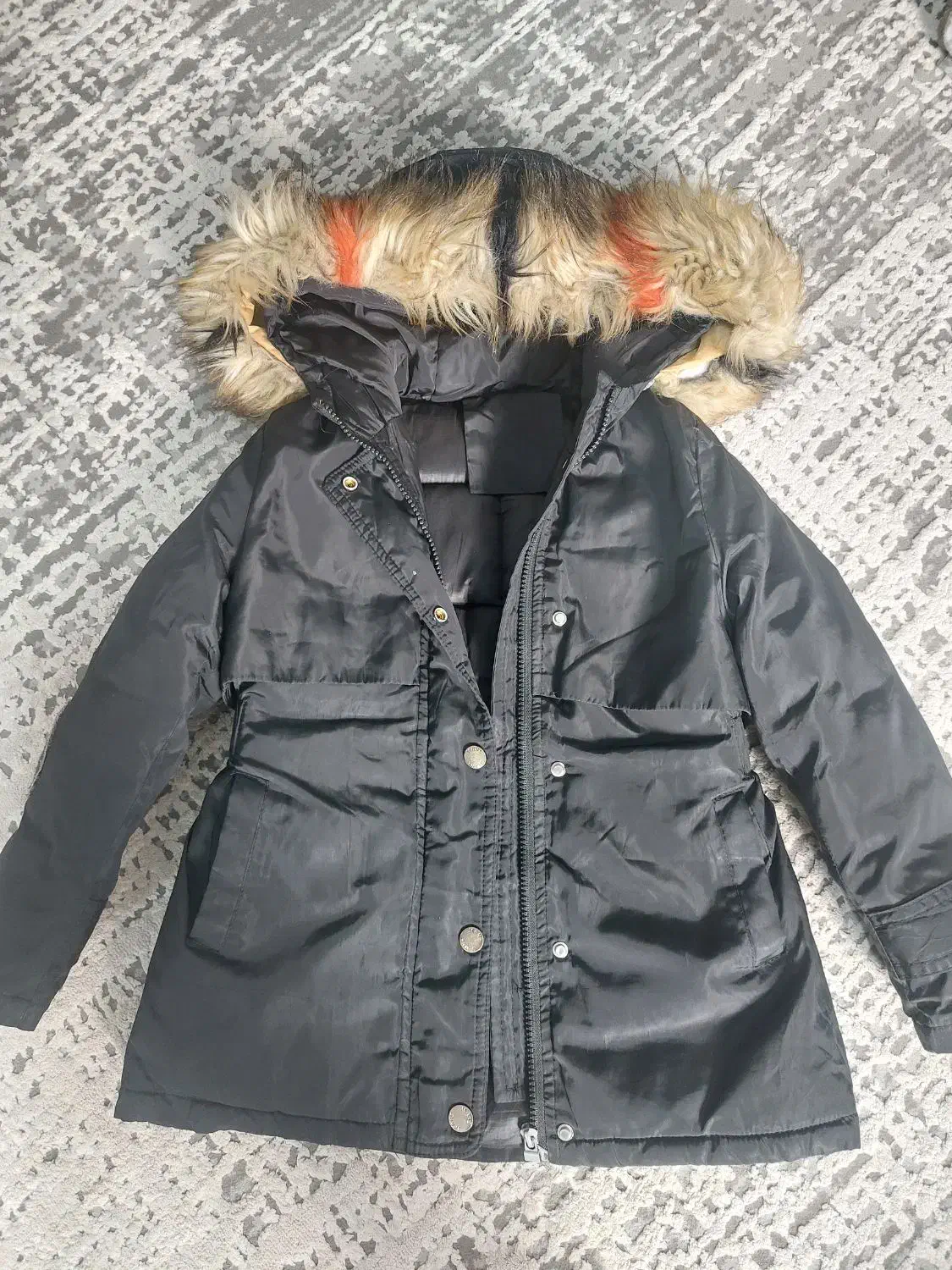 کاپشن|لباس|اسلامشهر, شهرک توحید|دیوار