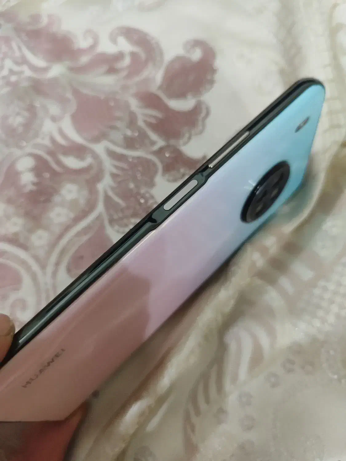 y9a رام ۸ . هواوی . سالم|موبایل|یزد, |دیوار