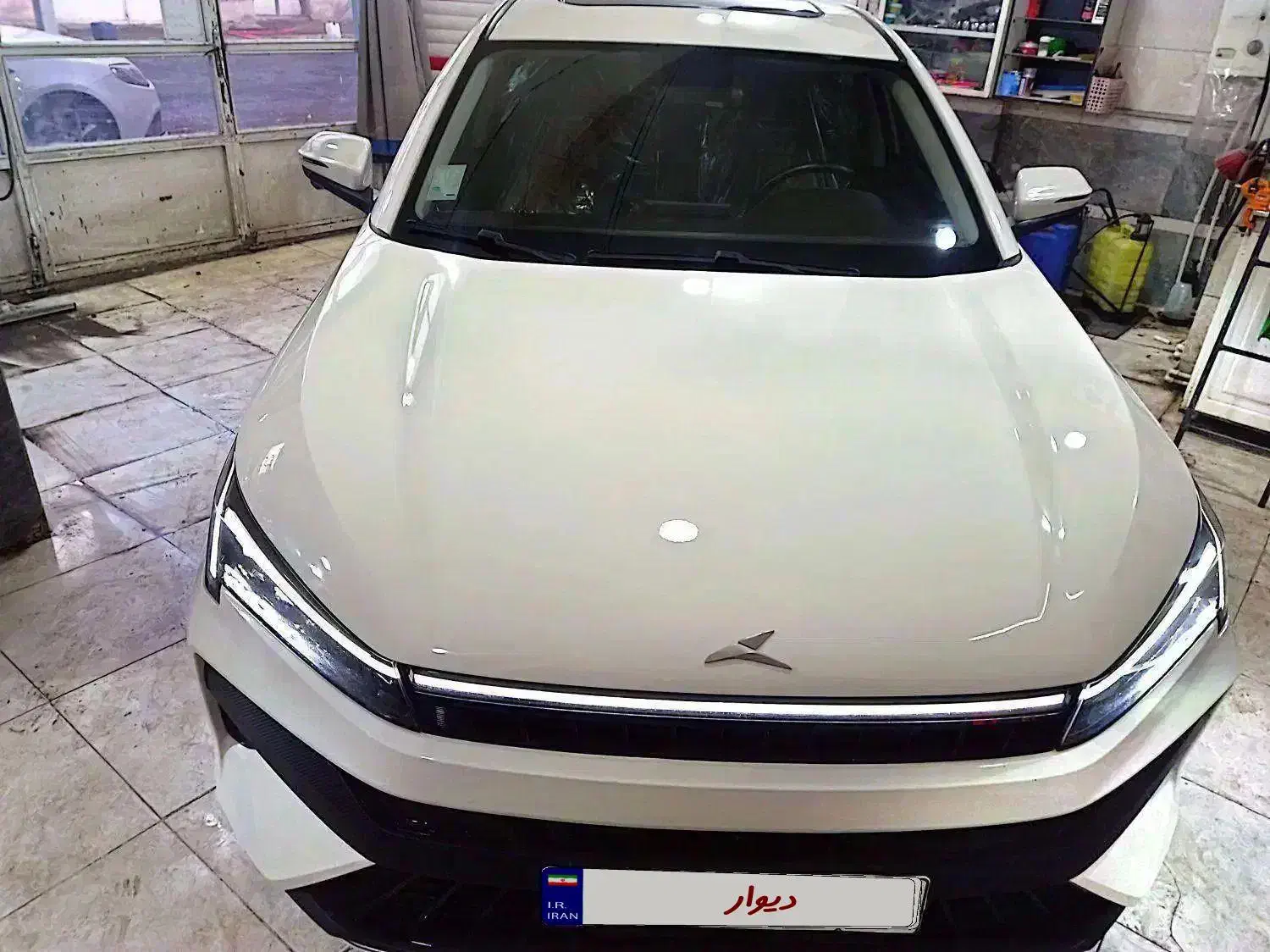 کی ام سی j7 مدل ۱۴۰۲ گارانتی فعال معاوضه میشود|خودرو سواری و وانت|تبریز, |دیوار