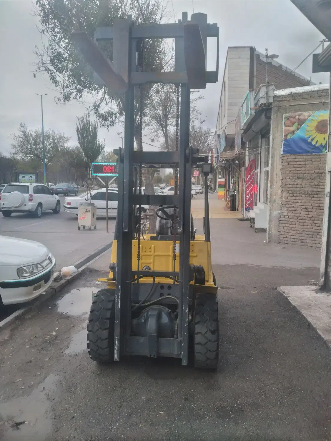 لیفتراک سه تن tcm اجاره|خدمات حمل و نقل|اردبیل, |دیوار