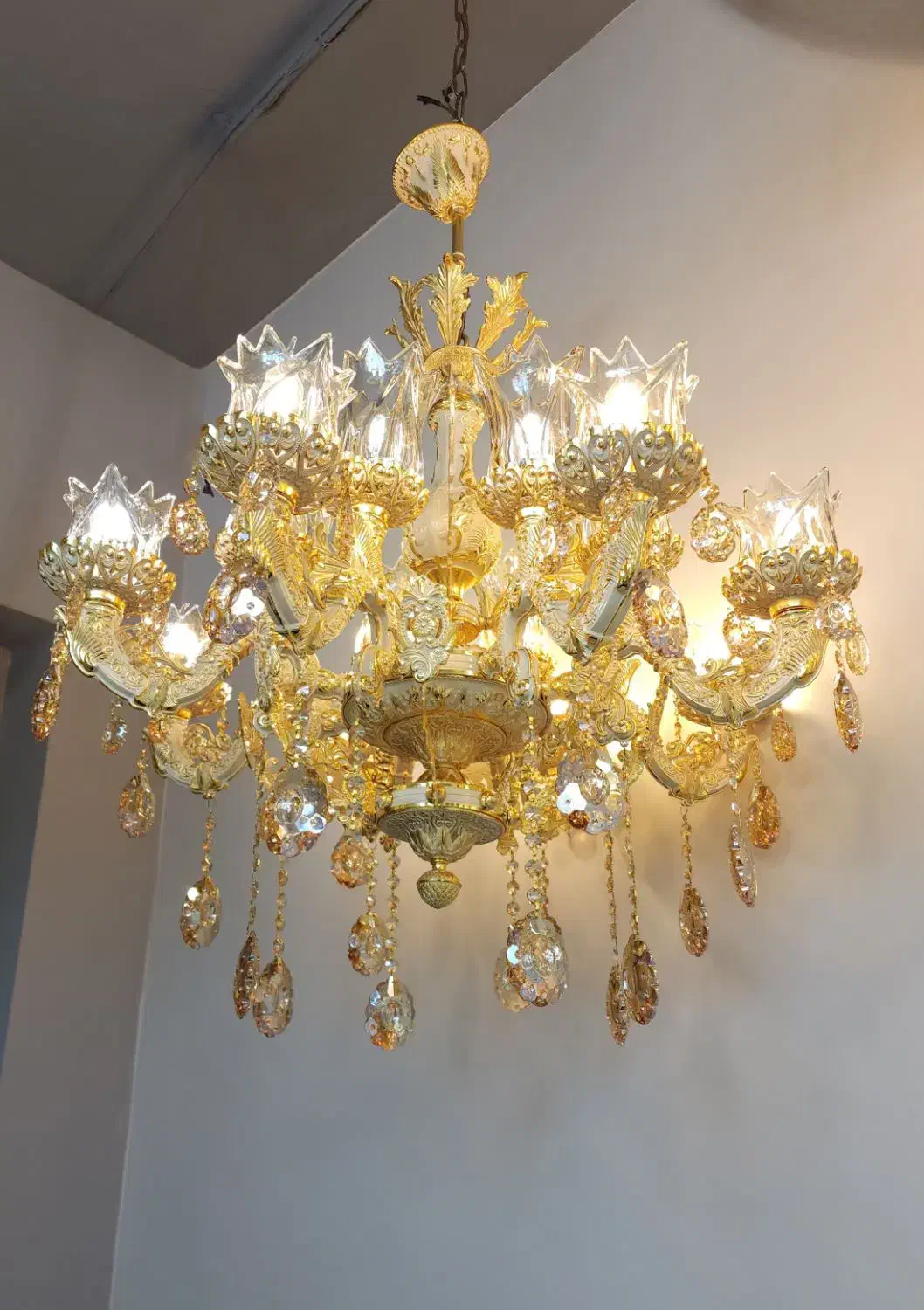 لوستر تمام برنجی ۱۶ شعله کاملا نو|لوستر و چراغ آویز|تهران, پارک شهر|دیوار