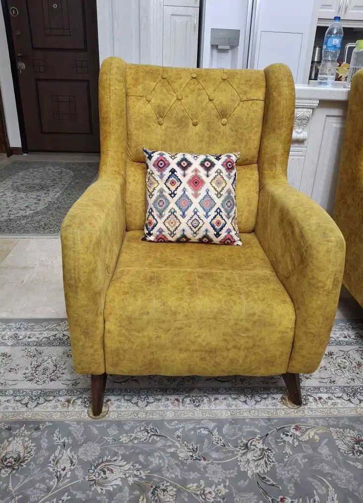 مبل ۷نفره همراه با ناهارخوری ۸ نفره|مبلمان خانگی و میز عسلی|تهران, فردوس|دیوار