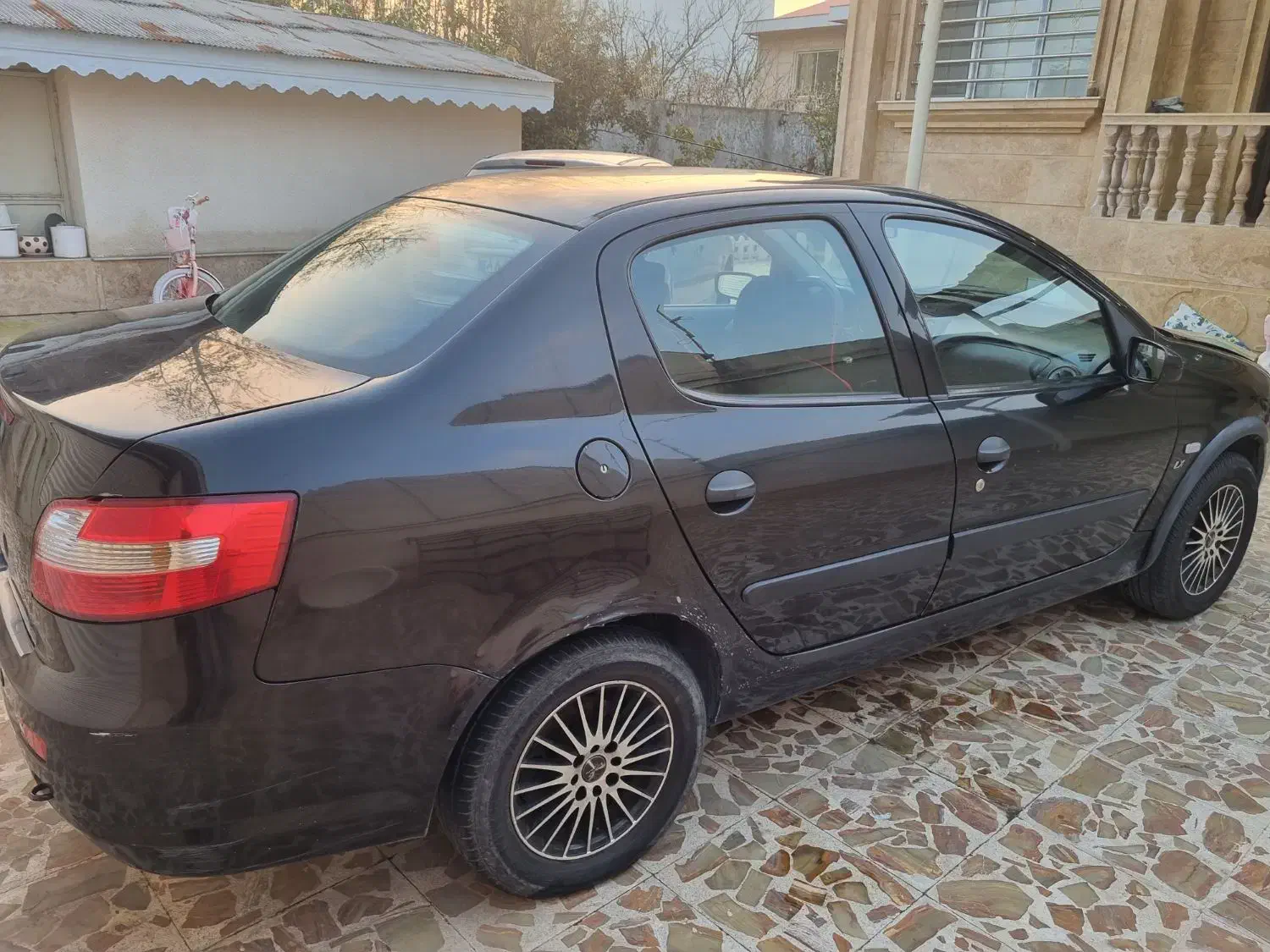 رانا بدون رنگ مشکی|خودرو سواری و وانت|آستانه اشرفیه, |دیوار