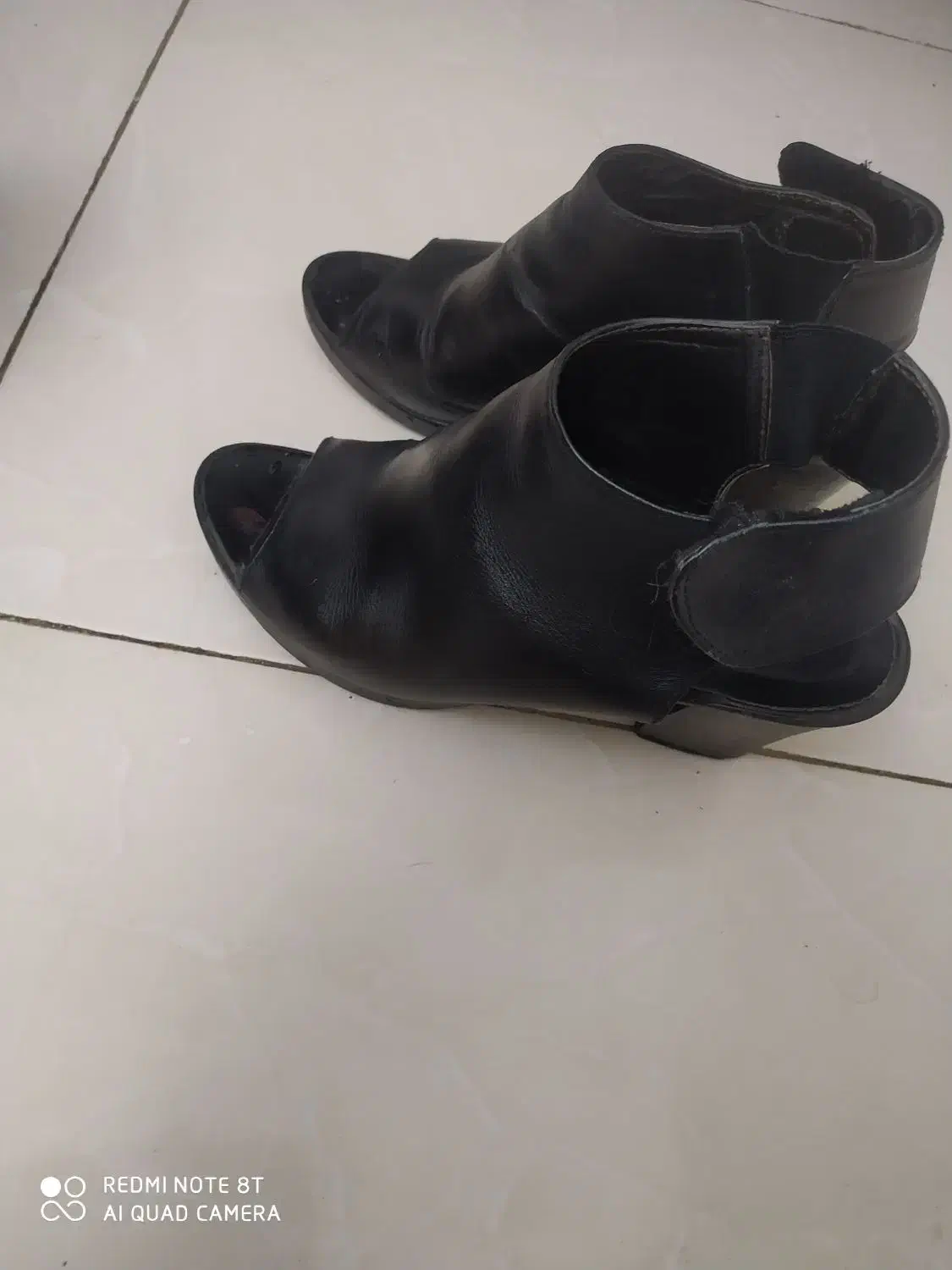 کفش بسیار سبک و در حد نو|کیف، کفش، کمربند|تهران, آذربایجان|دیوار