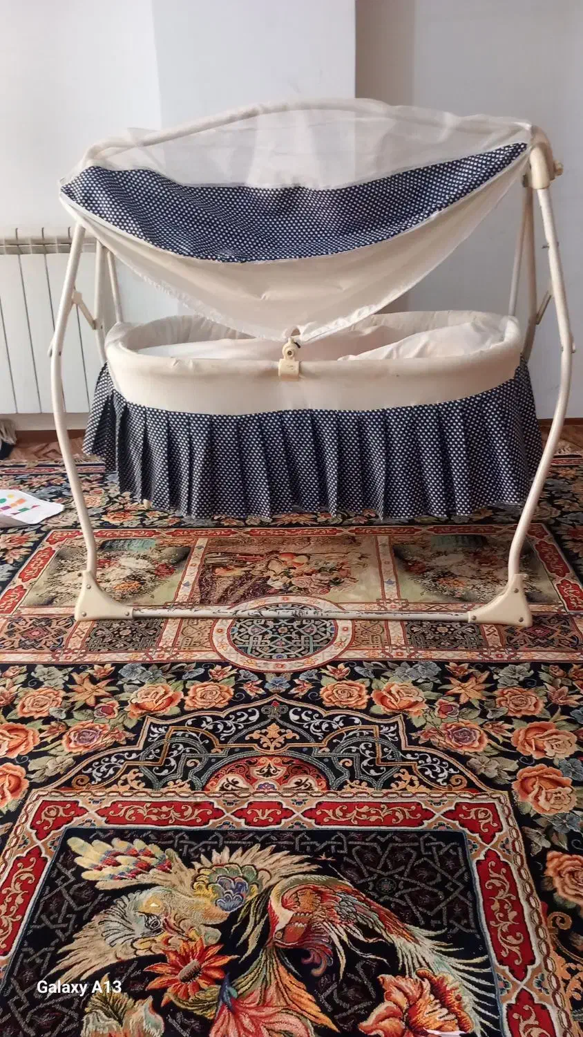 گهواره و نی نی لالا نو|تخت و صندلی بچه|اردستان, |دیوار