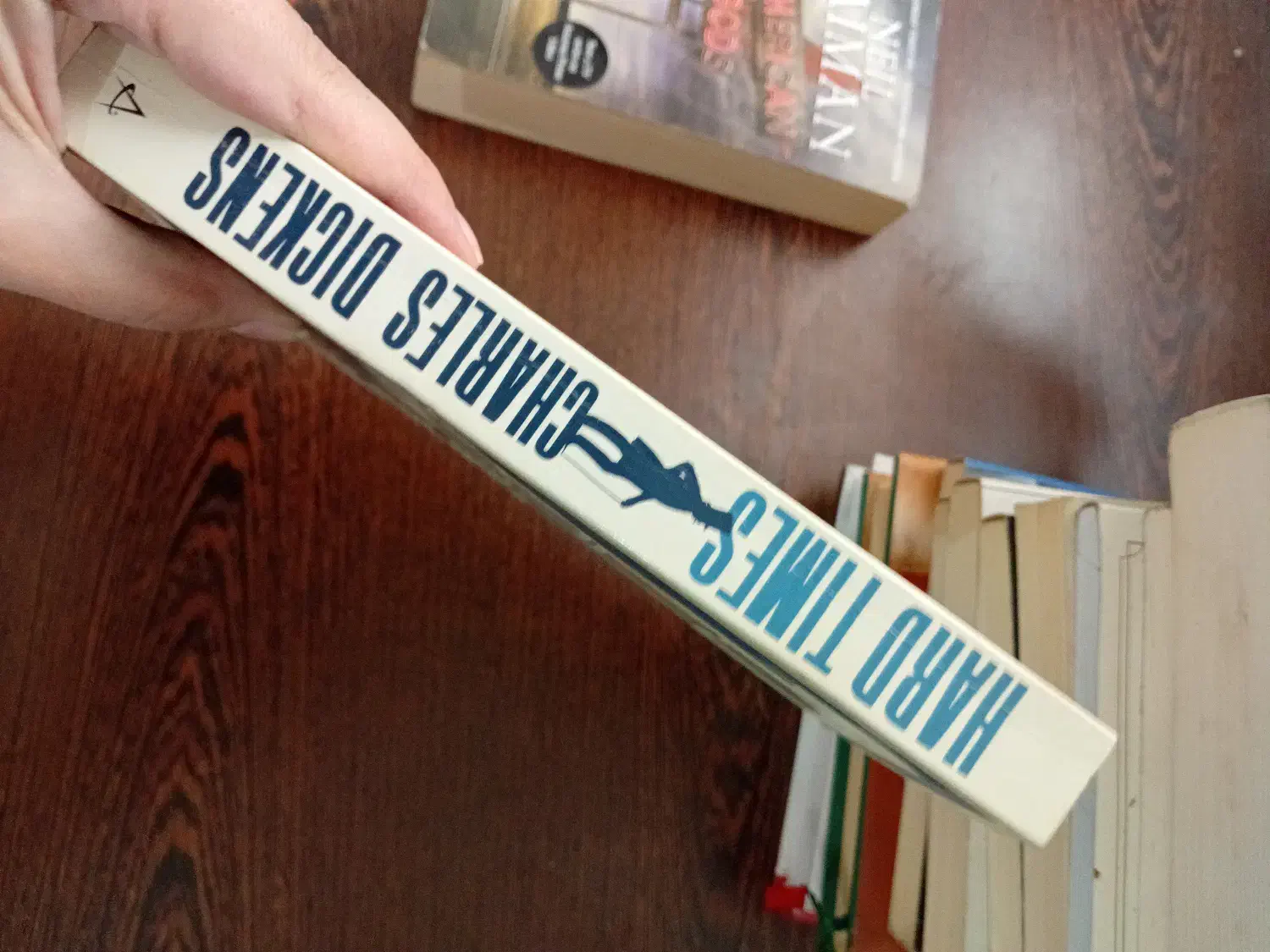 رمان روزگار سخت اثر چارلز دیکنز|کتاب و مجله ادبی|تهران, دستغیب|دیوار