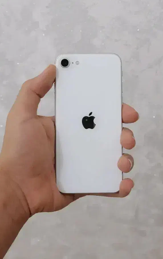 apple SE all 128g ram8 درحد نو نو|موبایل|اردبیل, |دیوار