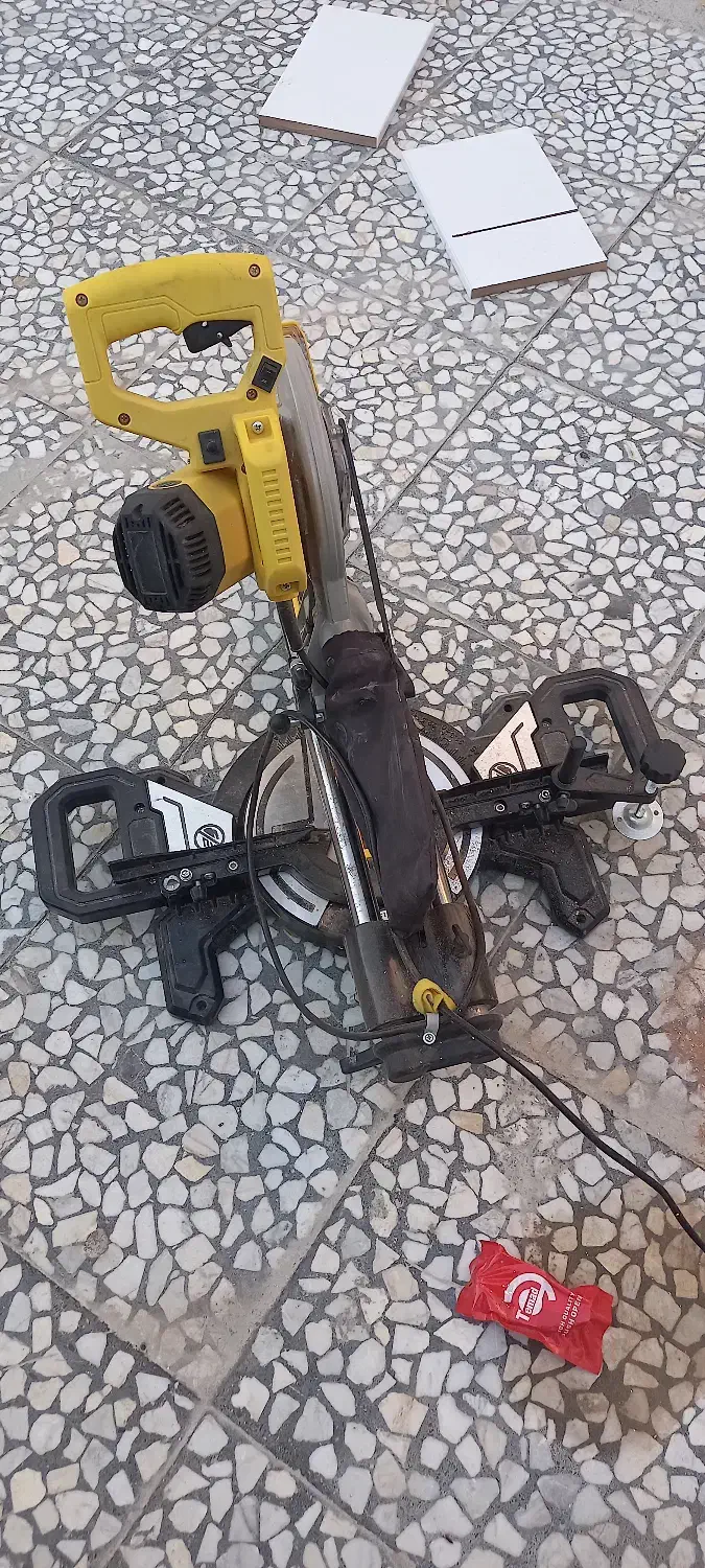 فارسی بر کنزاکس ۴۴۲۱|ابزارآلات|کازرون, |دیوار