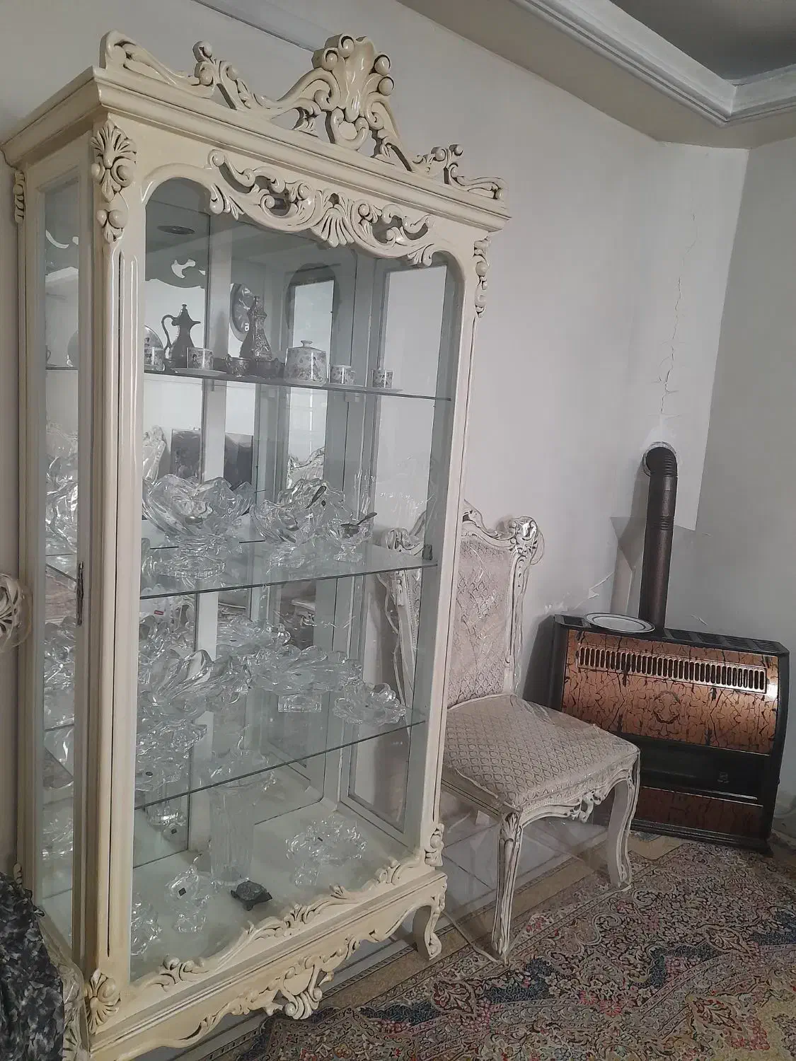 گنجه چوبی|بوفه، ویترین، کنسول|مشهد, شفا|دیوار