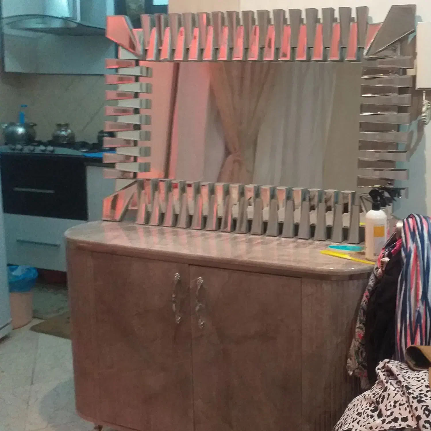 آینهمدلخورشیدیوکنسول|آینه|تهران, فردوس|دیوار