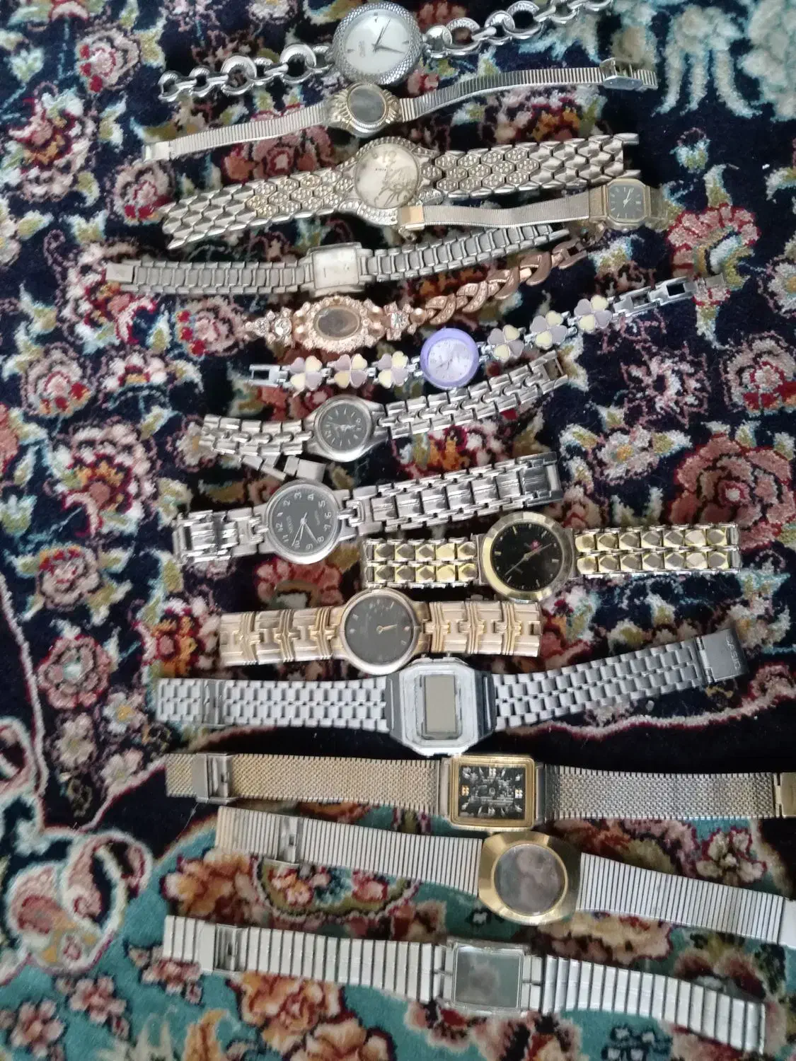 ساعت|ساعت|نیشابور, هفده شهریور|دیوار