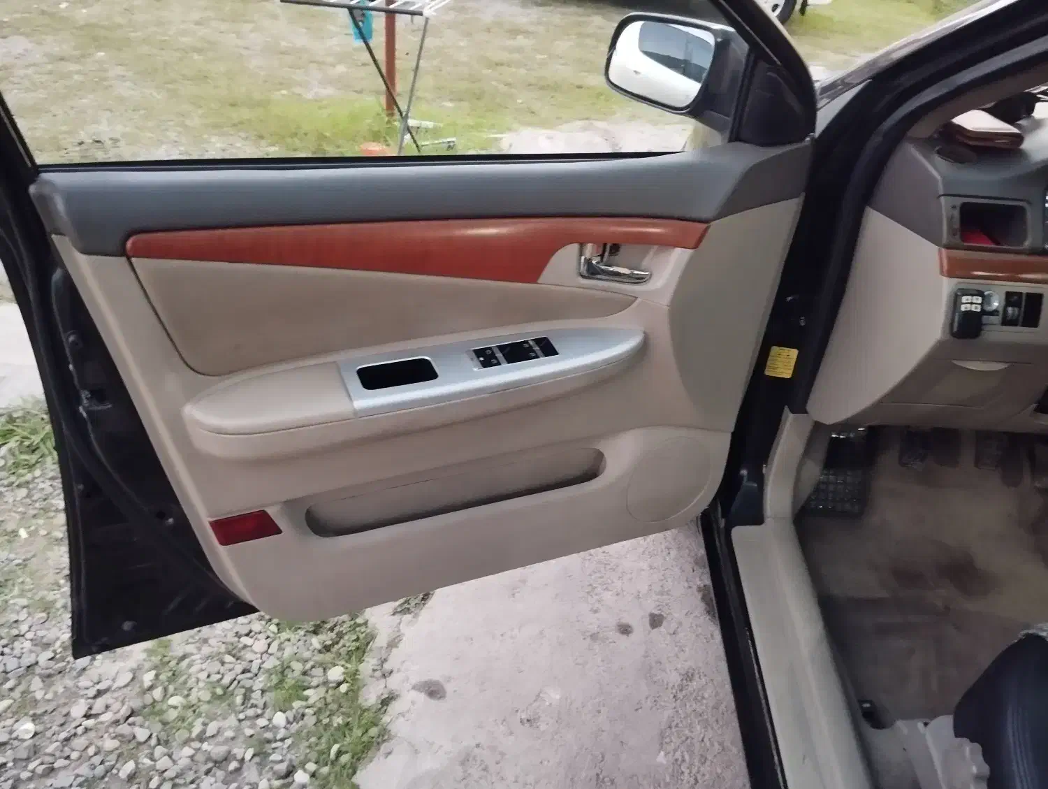 لیفان ۶۲۰ 1800|خودرو سواری و وانت|لنگرود, |دیوار