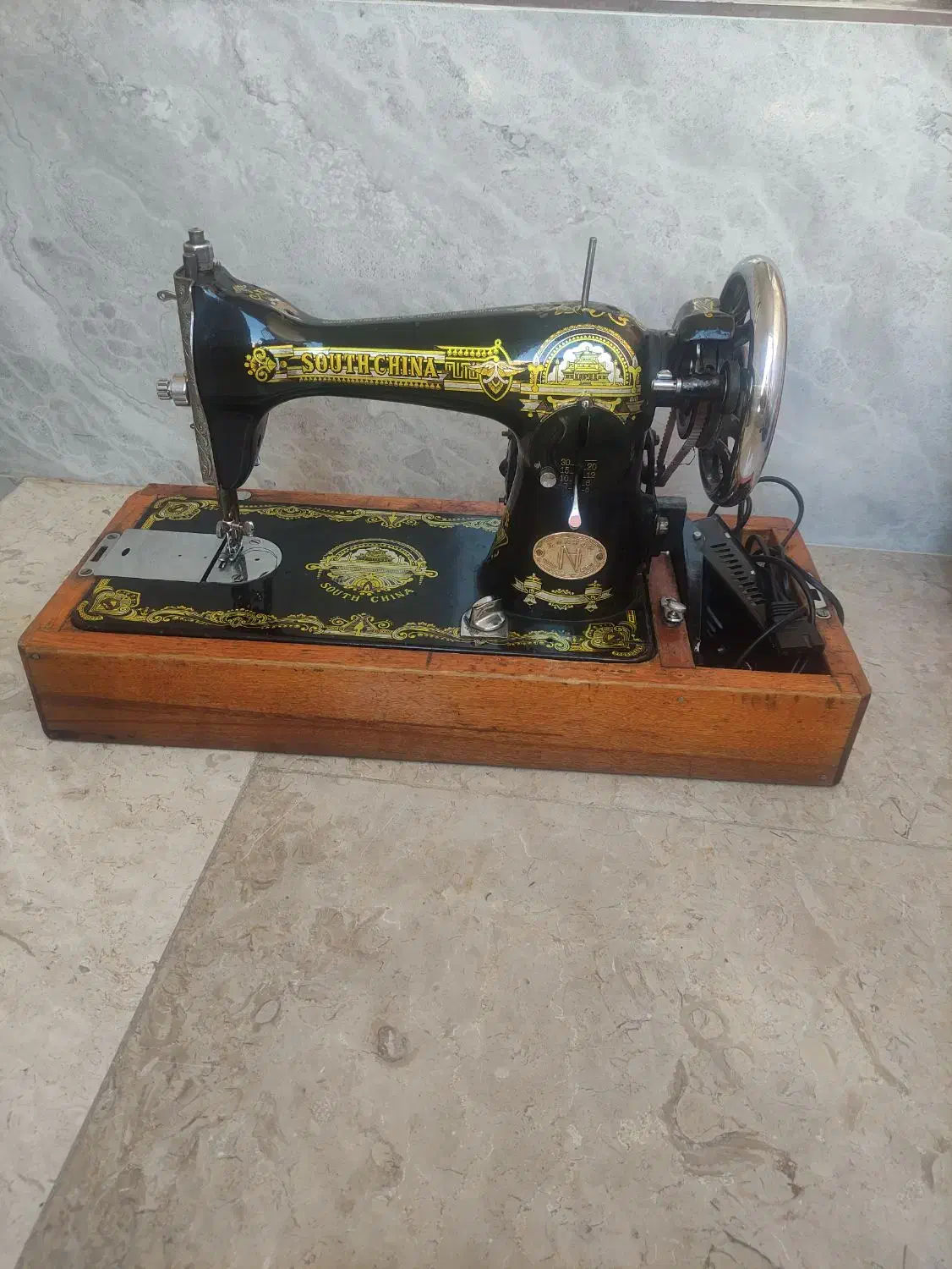 چرخ خیاطی|چرخ خیاطی و ریسندگی|مهاباد (آذربایجان غربی), |دیوار