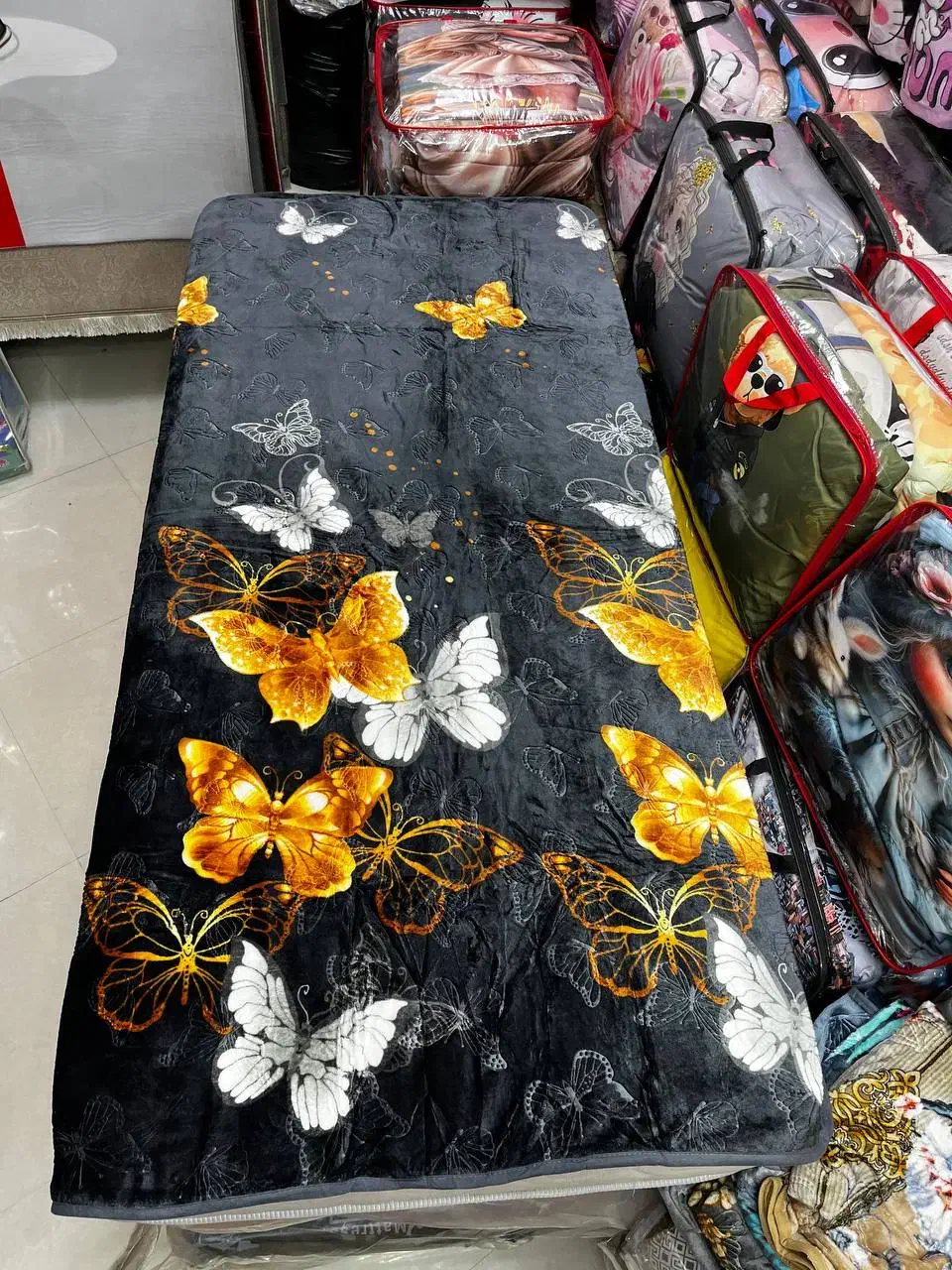 پتو لیزری یک نفره|رختخواب، بالش، پتو|مشهد, عیدگاه|دیوار