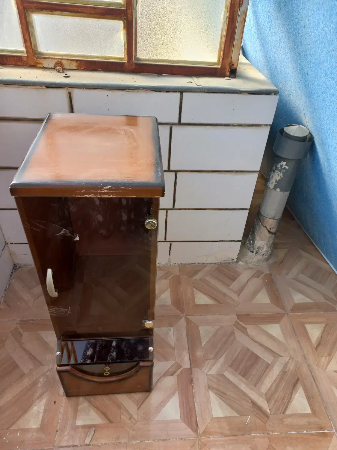 فروش میز|مبلمان خانگی و میز عسلی|فسا, |دیوار