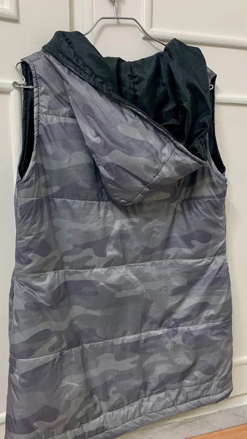 پافر|لباس|تهران, گلستان (شهرک راه آهن)|دیوار