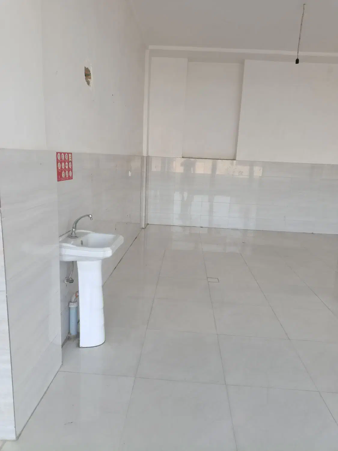 یکباب مغازه اجارهای واقع در شهر ینقاق|اجارهٔ مغازه و غرفه|ینقاق, |دیوار