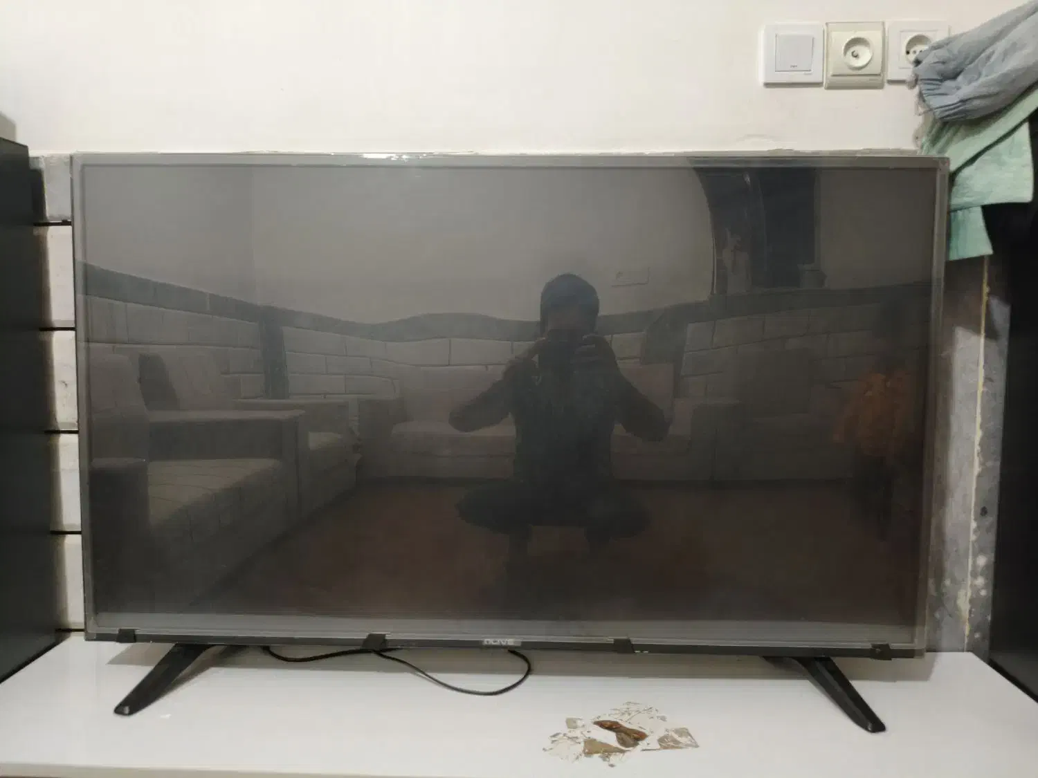 تلویزیون ال سی دی الیوو|تلویزیون و پروژکتور|رامیان, |دیوار