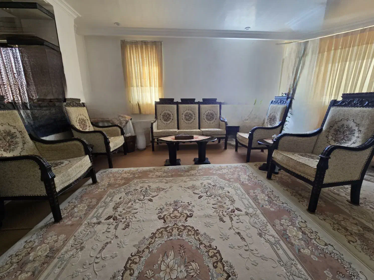 مبل و میز ناهارخوری سلطنتی ۷نفره|مبلمان خانگی و میز عسلی|خمین, |دیوار