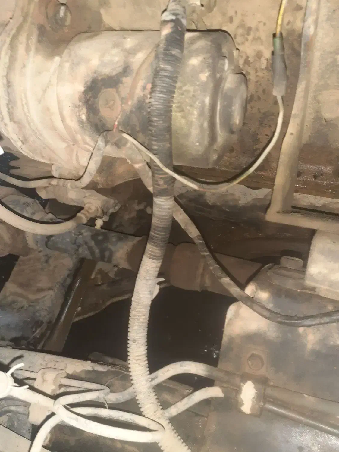 مکانیکی سیار تعمیر موتور گیریبکس جلوبندی عیب یابی|خدمات موتور و ماشین|دماوند, گیلاوند|دیوار