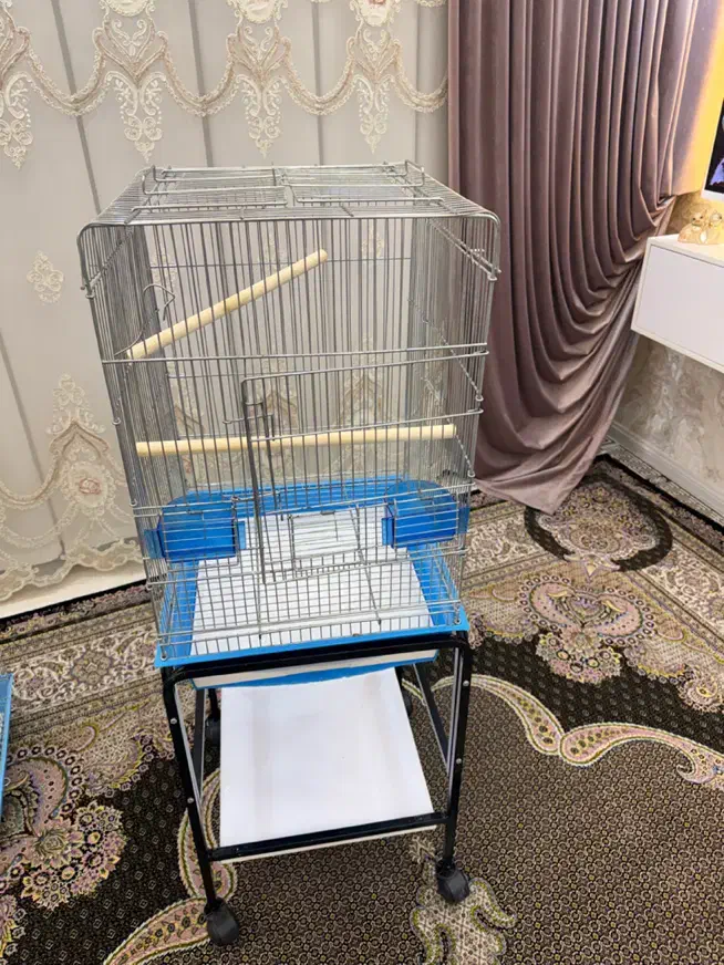 قفس  بهمراه پایه ۱۰۳۳|لوازم جانبی حیوانات|اردبیل, |دیوار